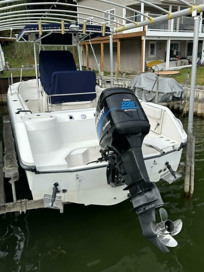 2000 Boston Whaler — photo 14