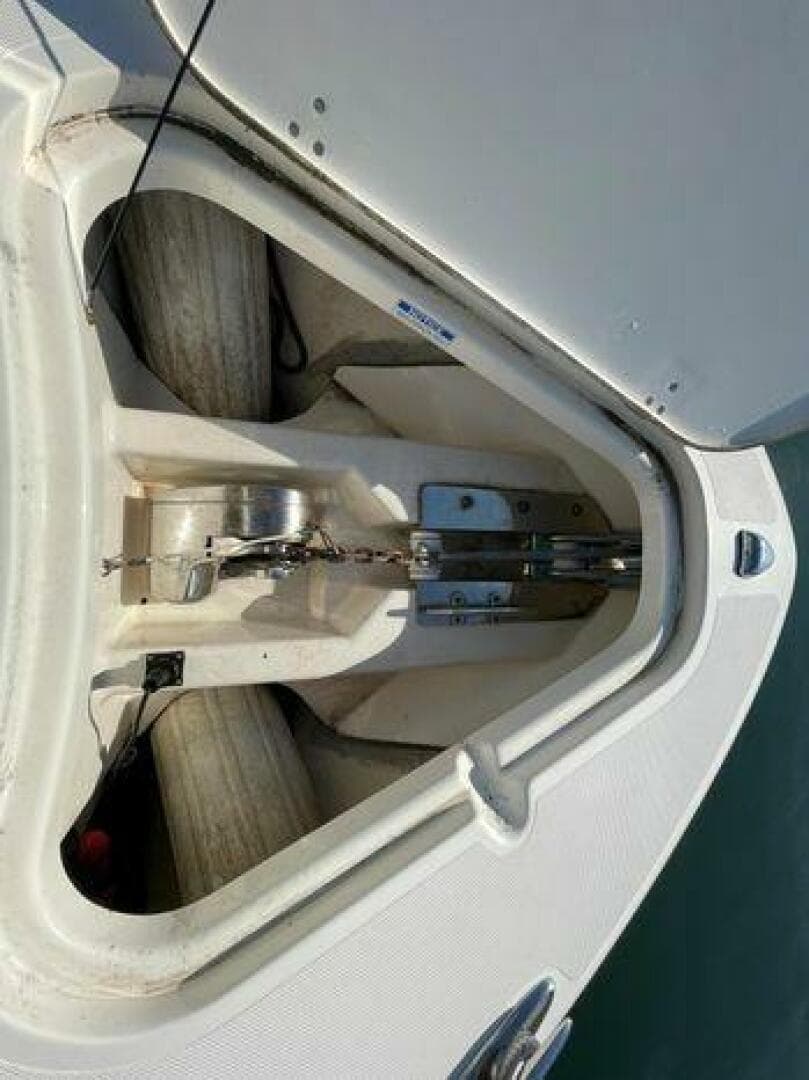 2011 Pursuit 280 CC — photo 16