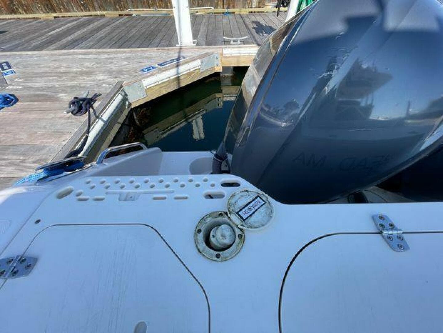 2011 Pursuit 280 CC — photo 41