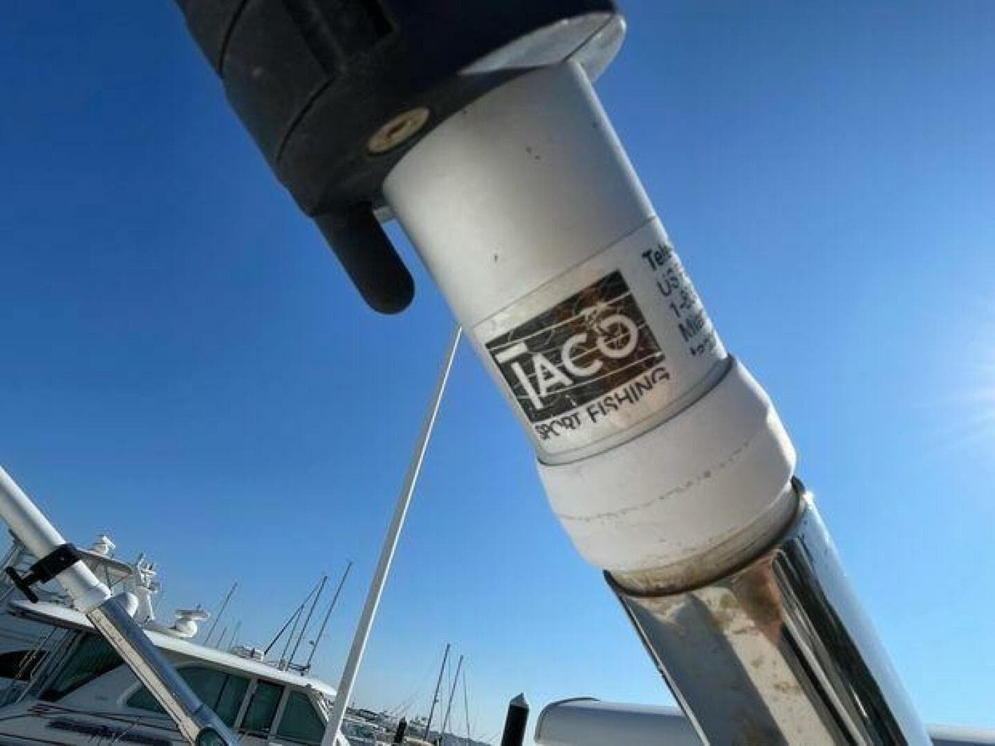 2011 Pursuit 280 CC — photo 6