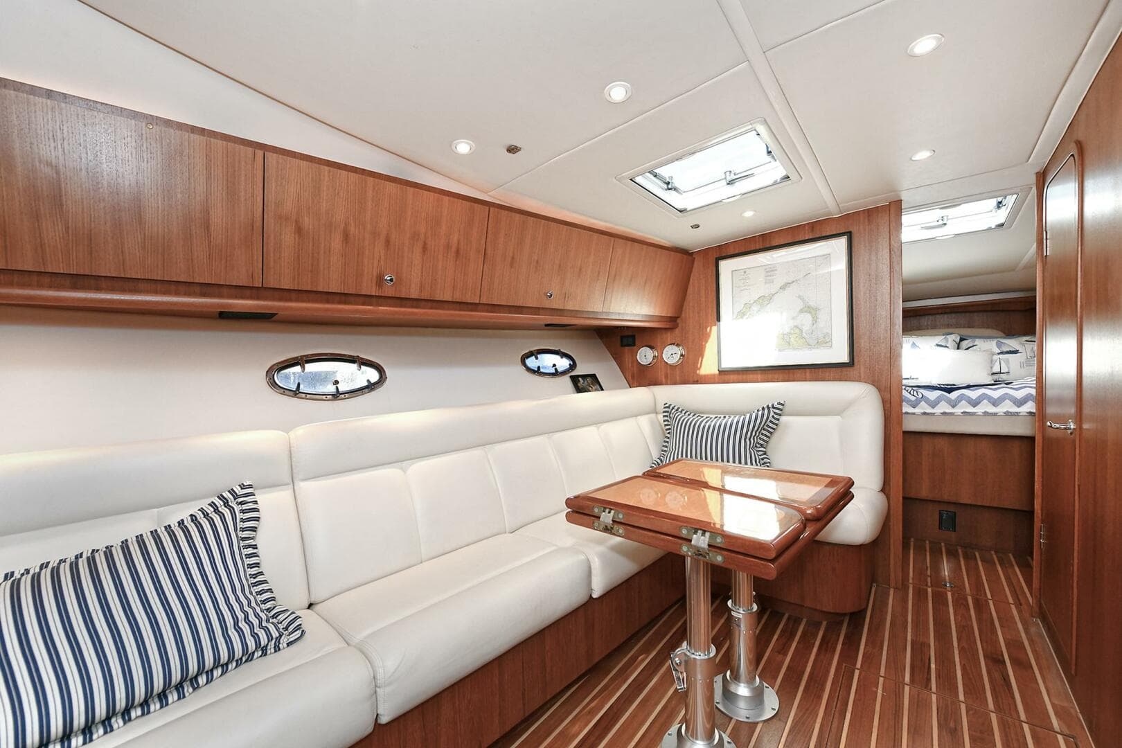 2008 Tiara Yachts 4200 Open — photo 37