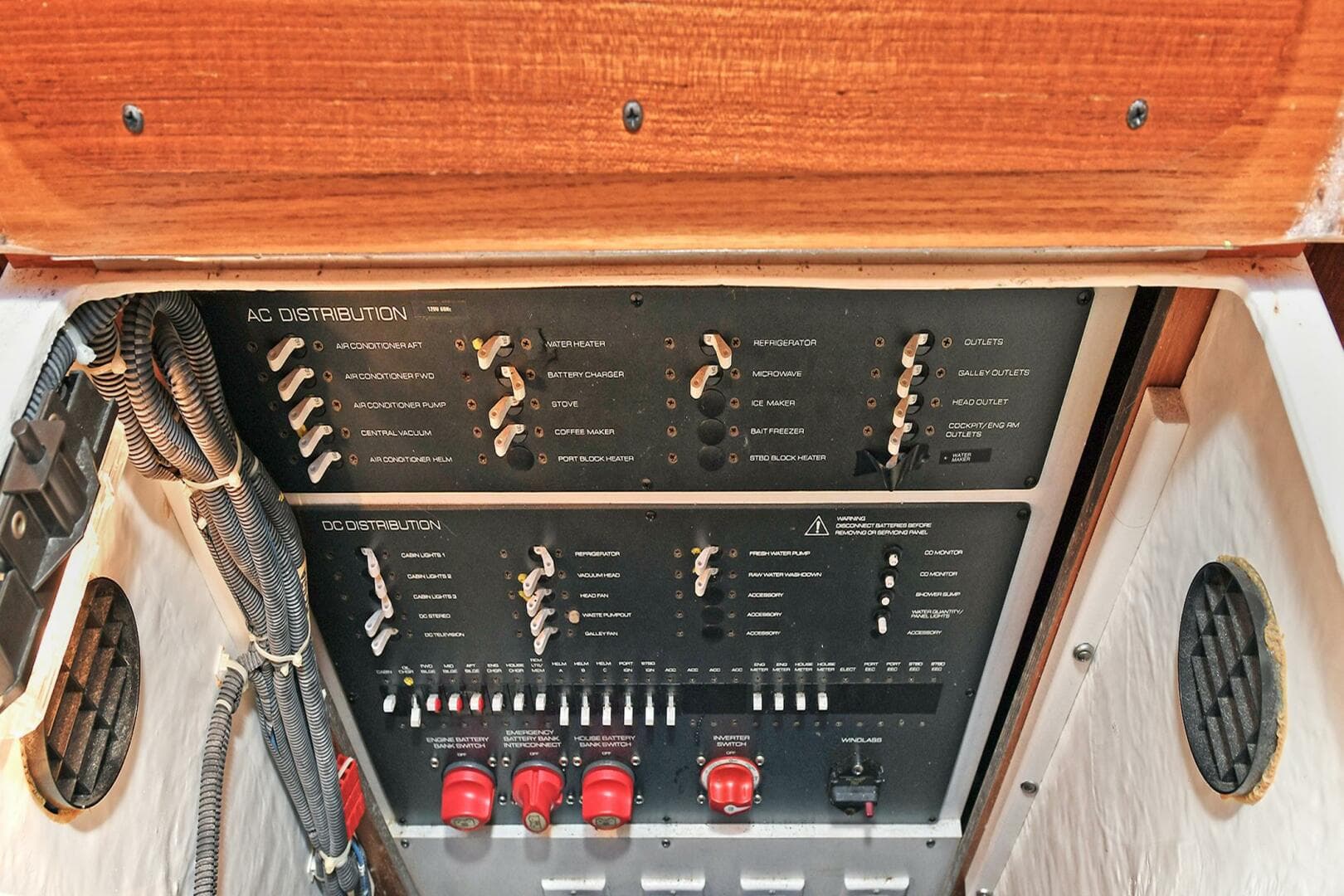 2008 Tiara Yachts 4200 Open — photo 35