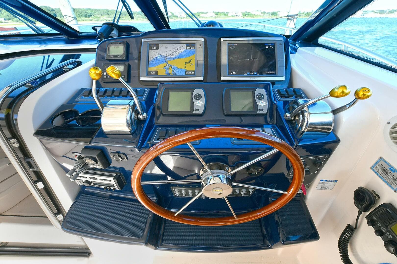 2008 Tiara Yachts 4200 Open — photo 23