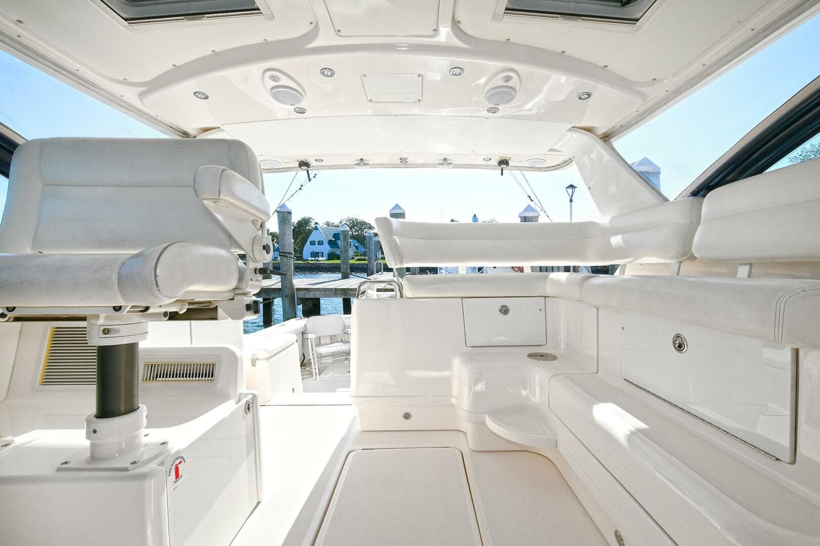 2008 Tiara Yachts 4200 Open — photo 17