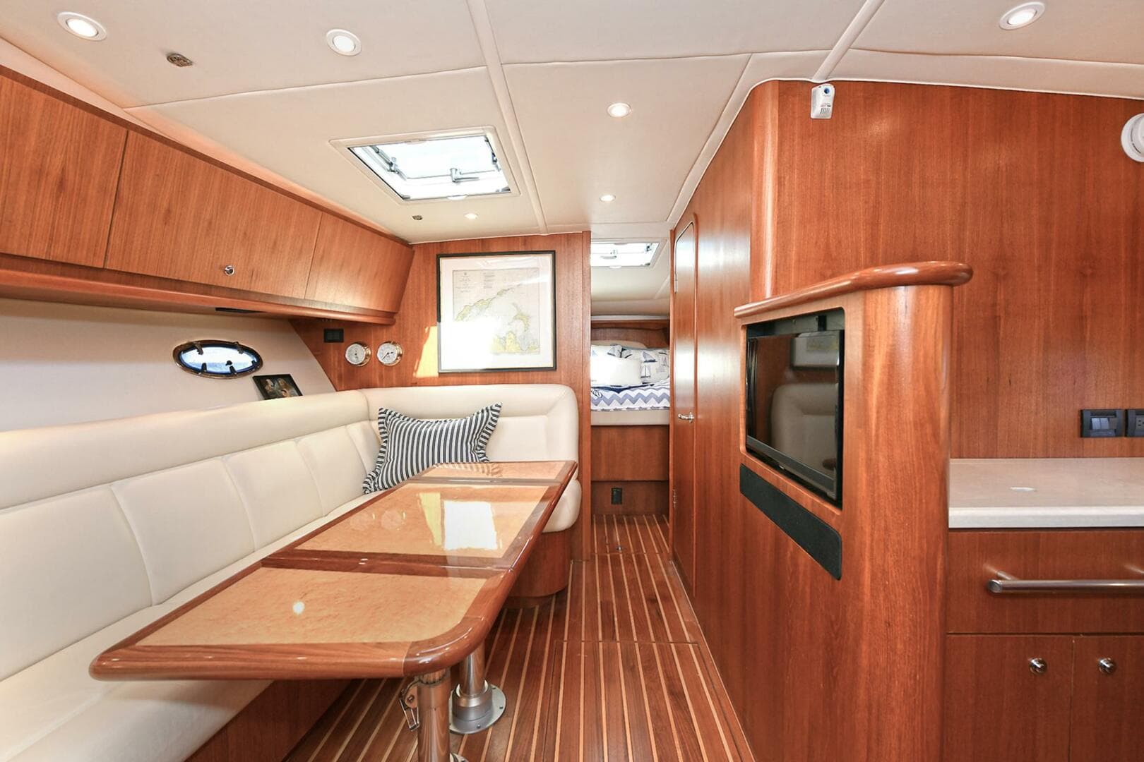 2008 Tiara Yachts 4200 Open — photo 36