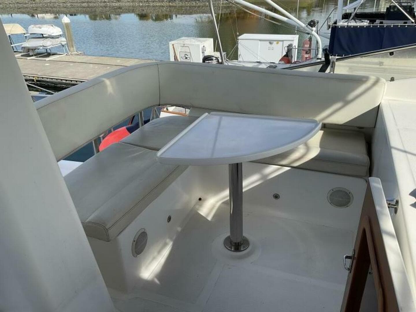 2012 Integrity 45 — photo 25