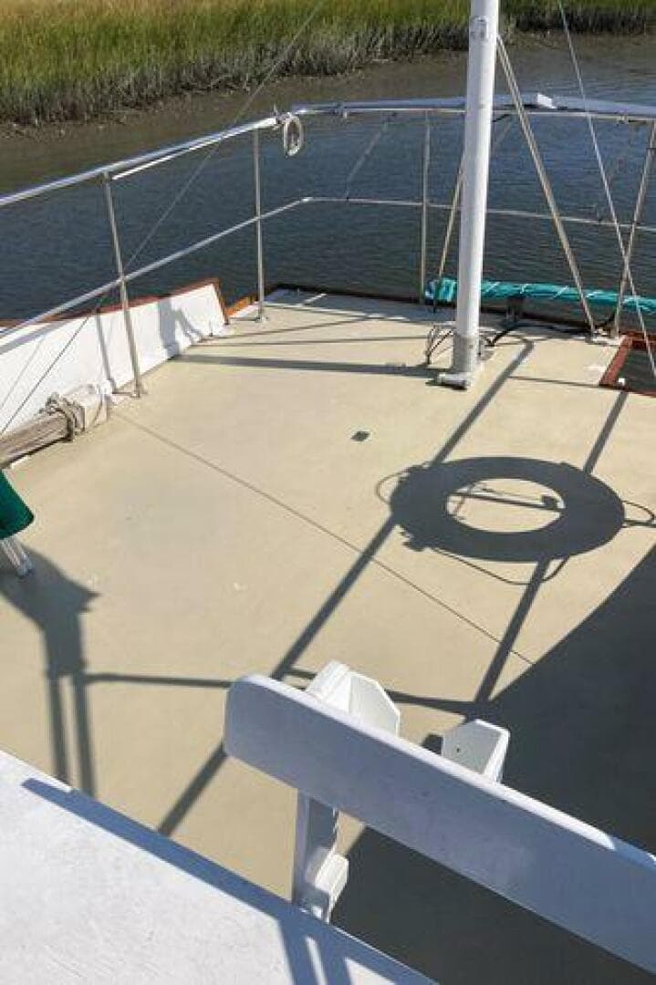 1984 Duffy Flybridge Cruiser — photo 20