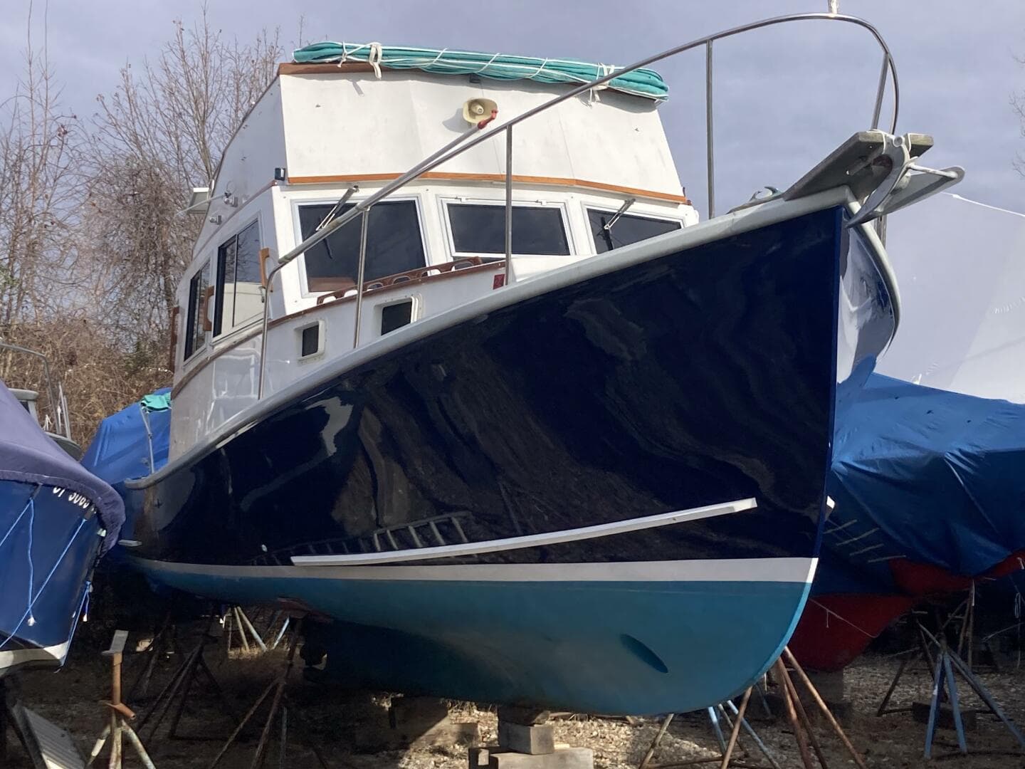 1984 Duffy Flybridge Cruiser — photo 9