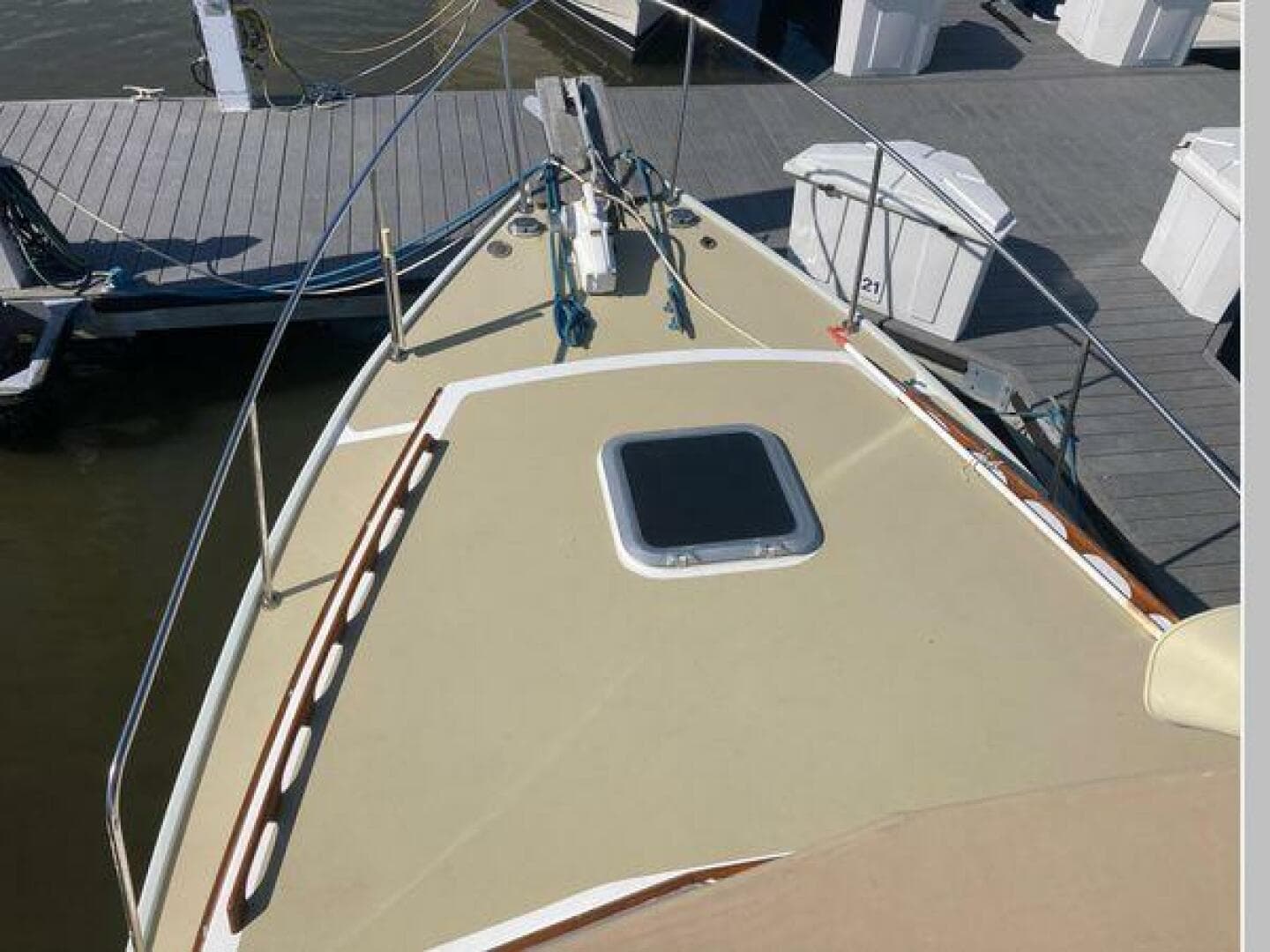 1984 Duffy Flybridge Cruiser — photo 22