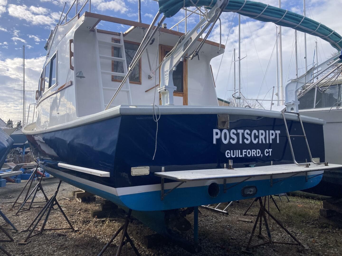 1984 Duffy Flybridge Cruiser — photo 11