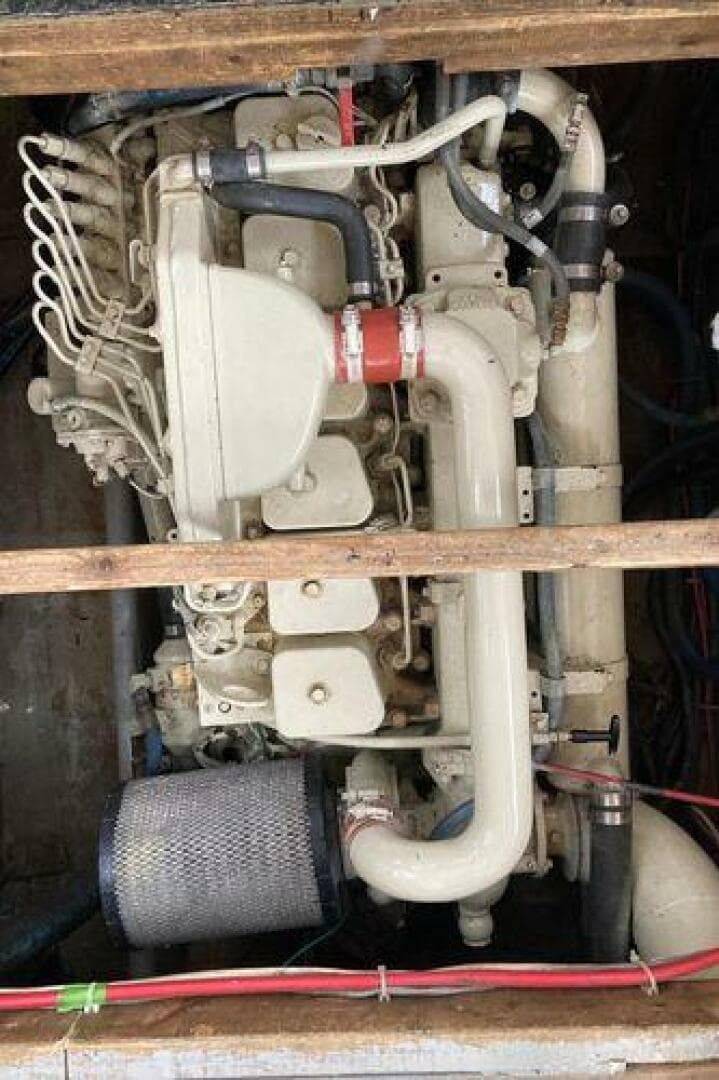 1984 Duffy Flybridge Cruiser — photo 40