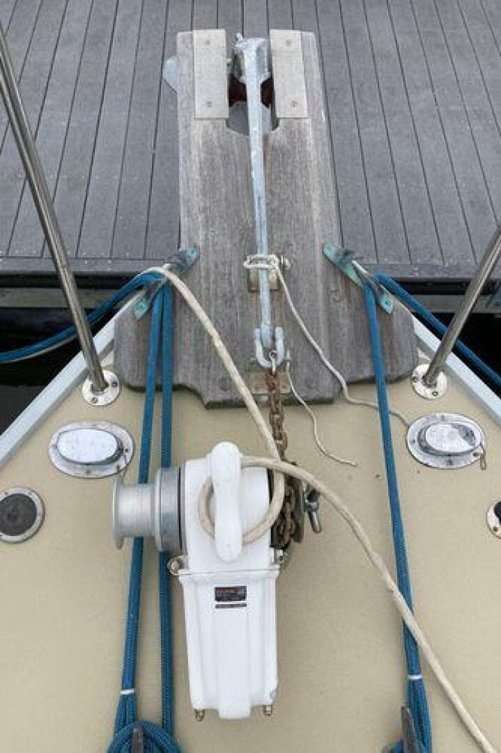 1984 Duffy Flybridge Cruiser — photo 23