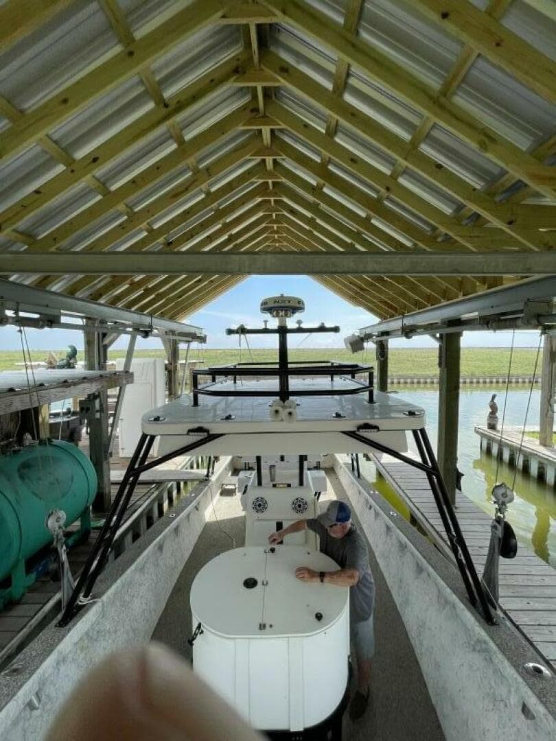 1997 Custom 31 Center Console — photo 20