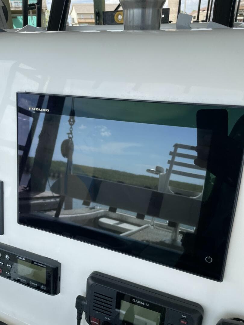 1997 Custom 31 Center Console — photo 6