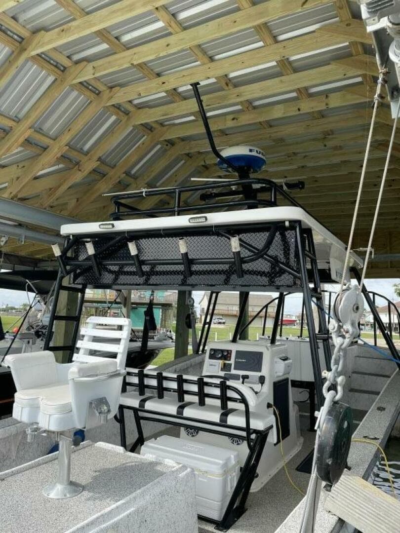 1997 Custom 31 Center Console — photo 49