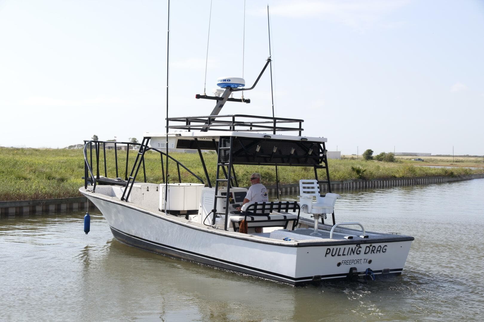 1997 Custom 31 Center Console — photo 42