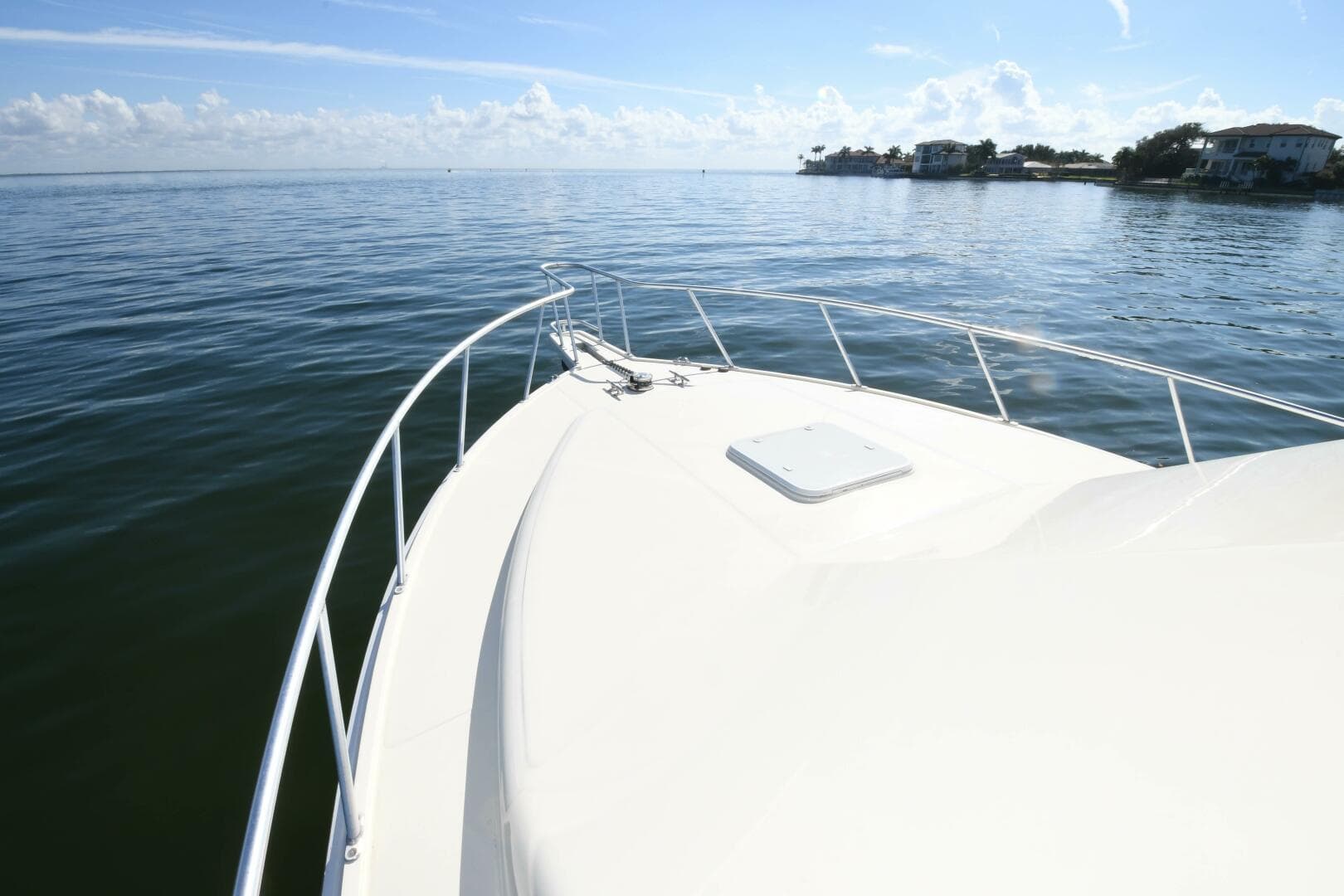 2001 Cabo 35 Flybridge — photo 17