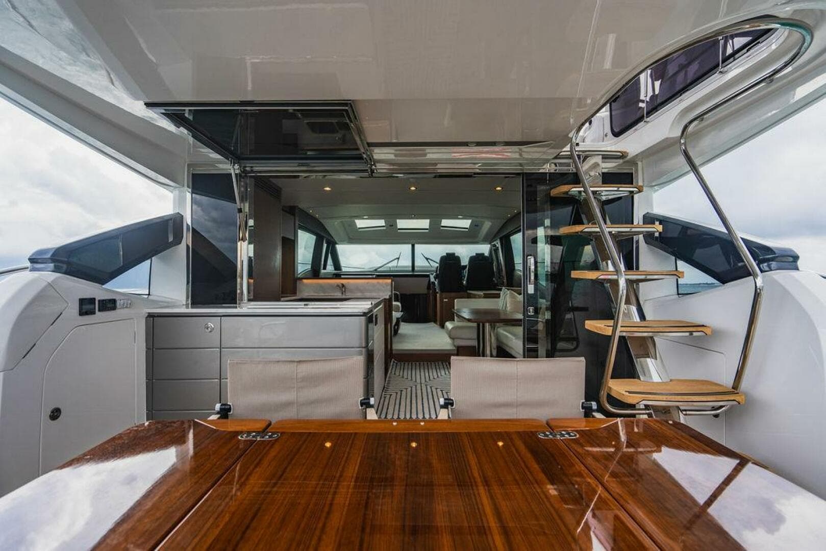 2022 Princess S66 — photo 46