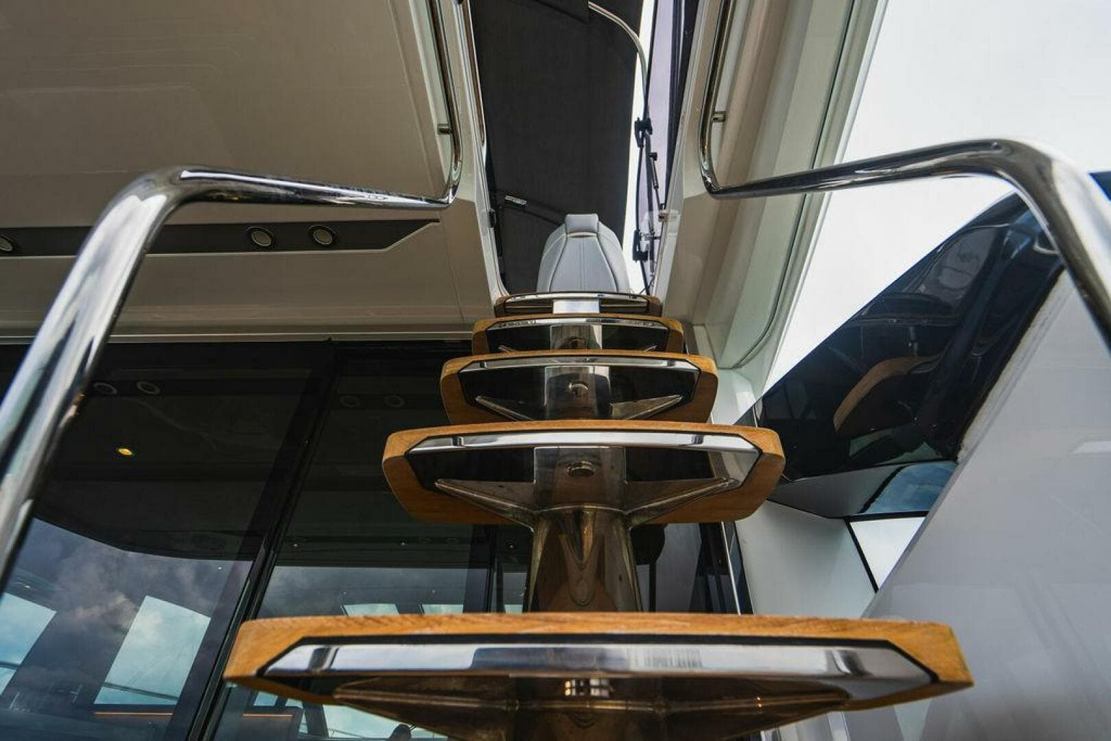 2022 Princess S66 — photo 20