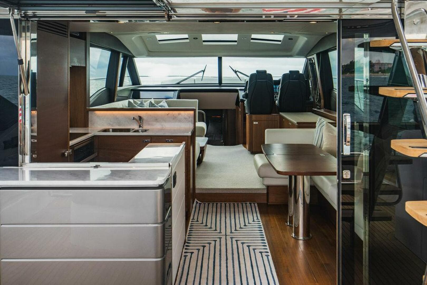 2022 Princess S66 — photo 47