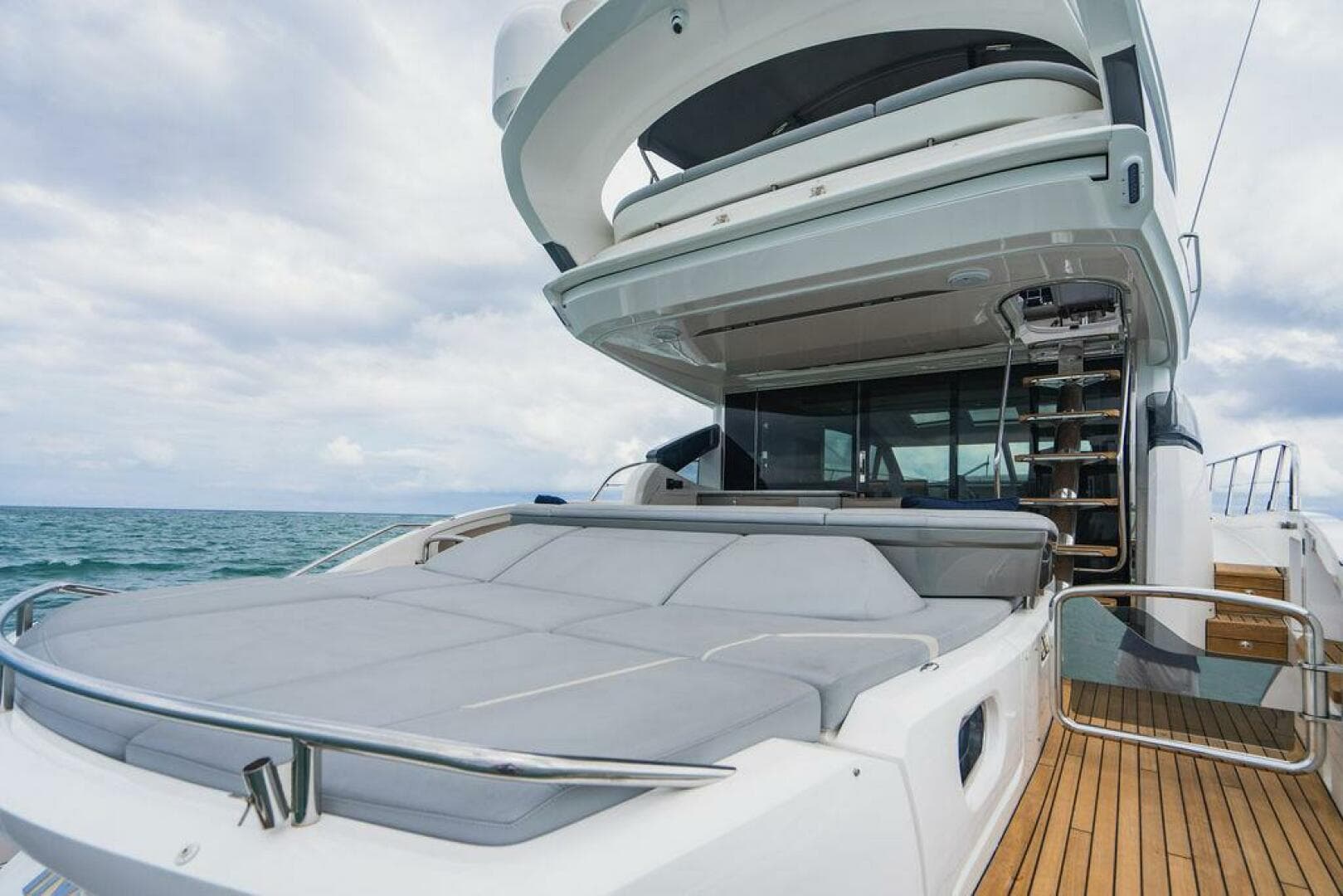 2022 Princess S66 — photo 22