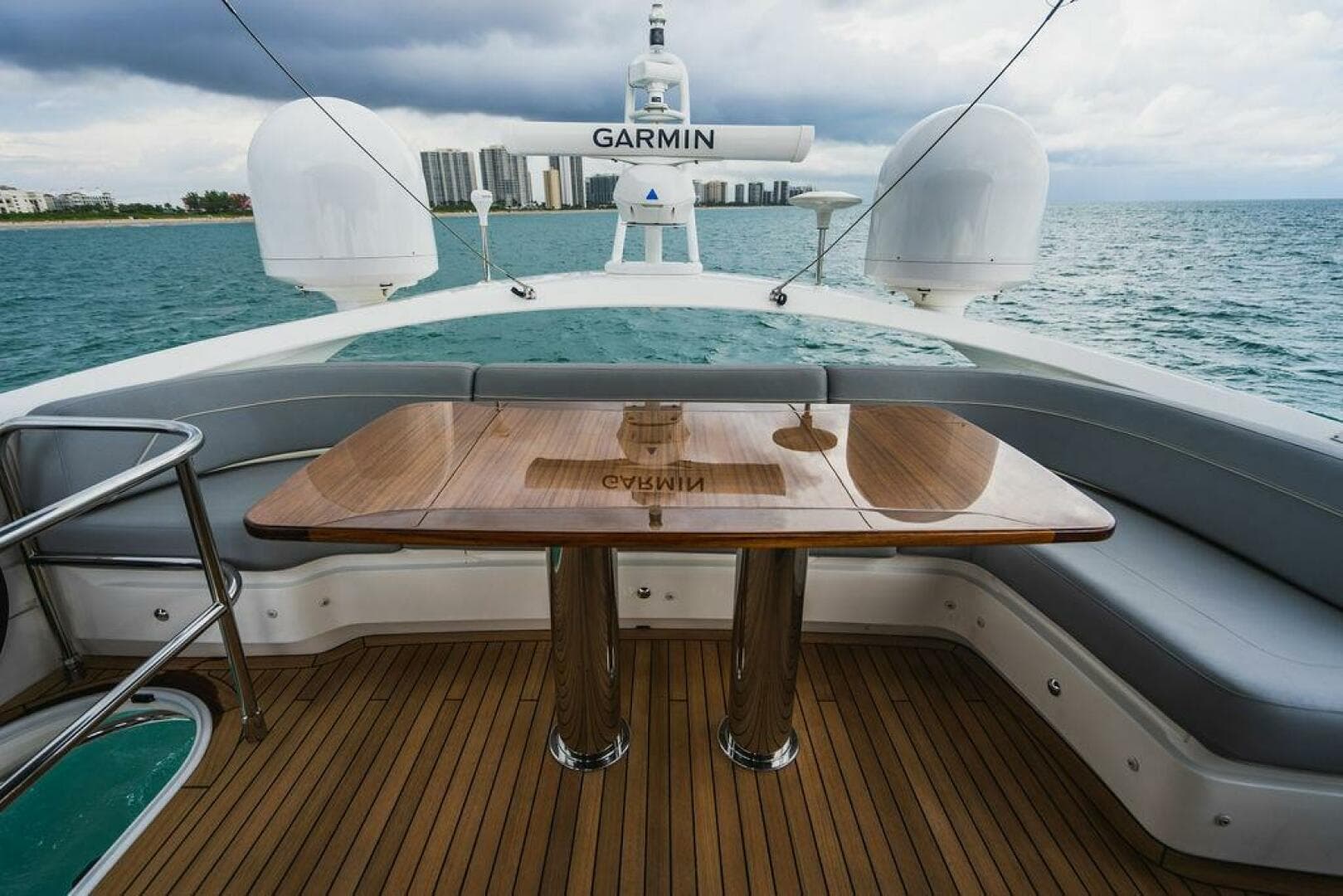 2022 Princess S66 — photo 37