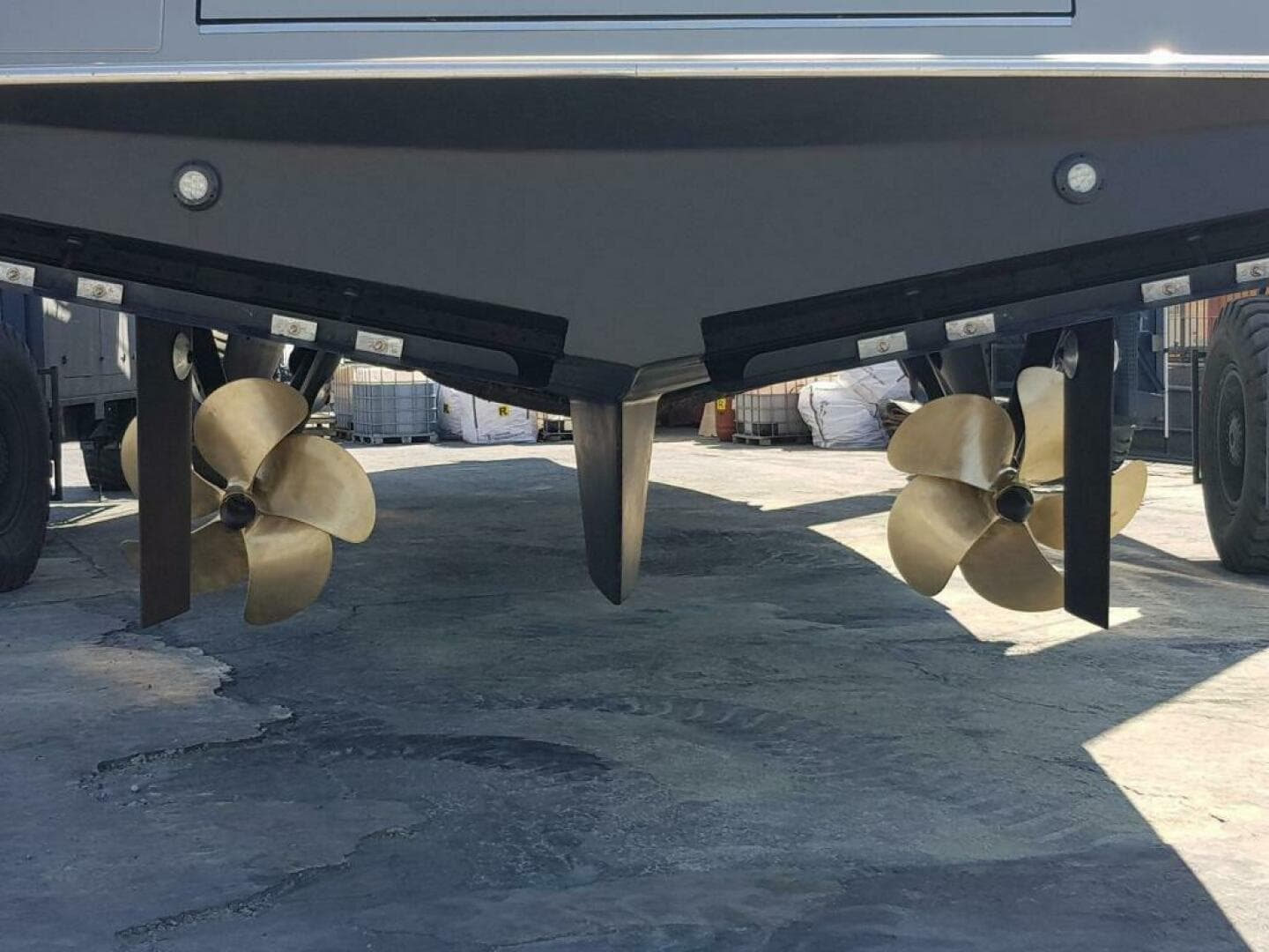 2011 Acico 74 — photo 24