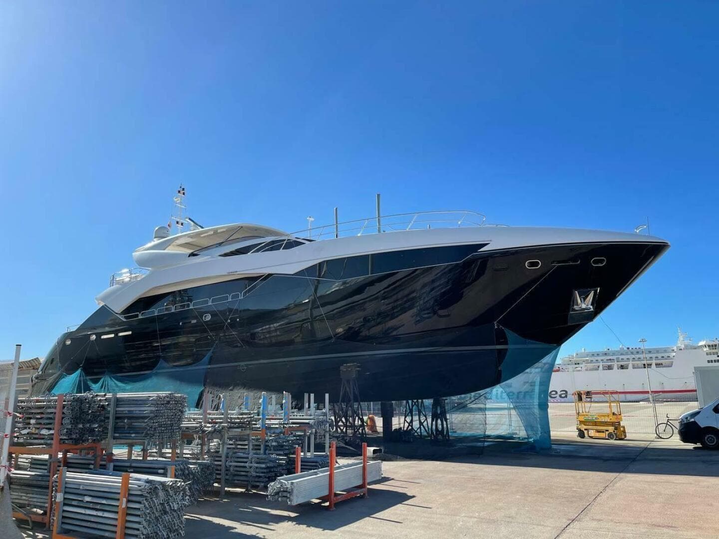 2013 Sunseeker 115 — photo 3