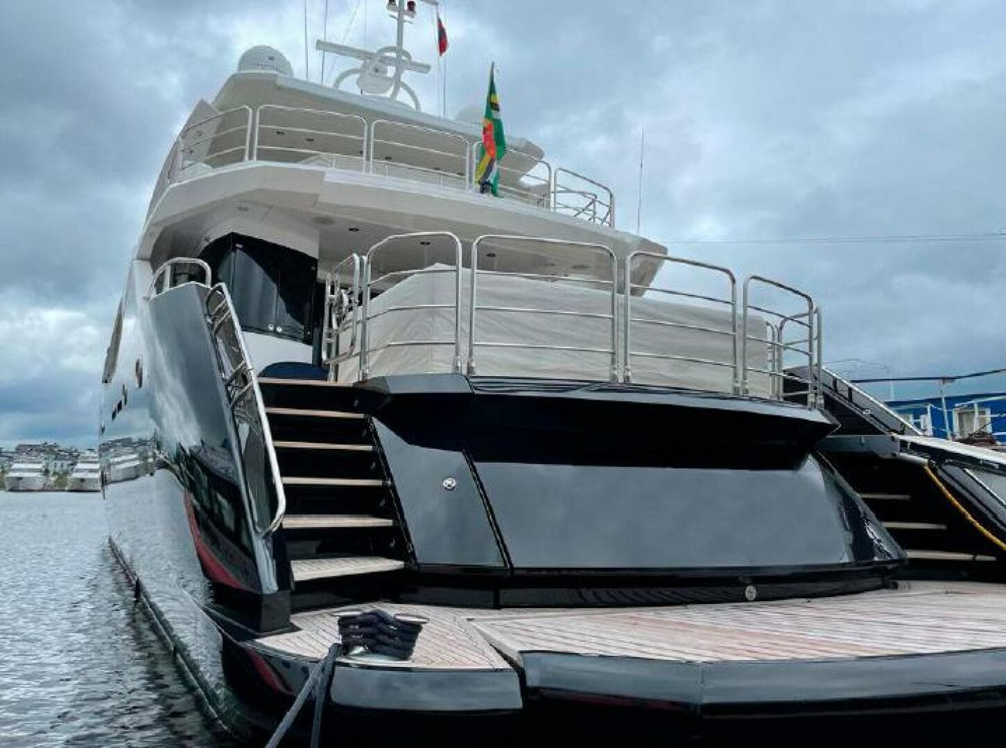 2013 Sunseeker 115 — photo 4