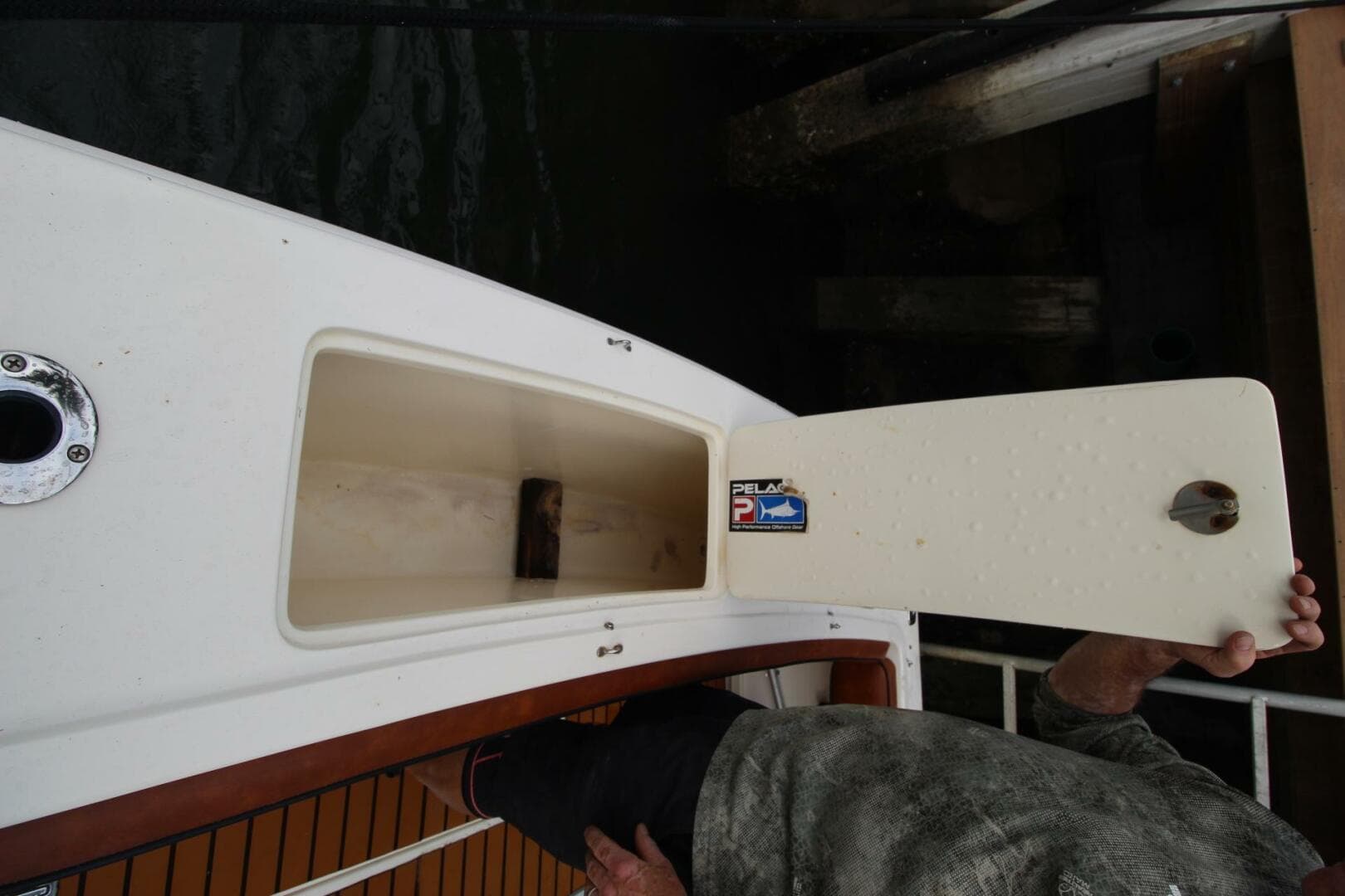 2006 Albemarle 320 Express — photo 10