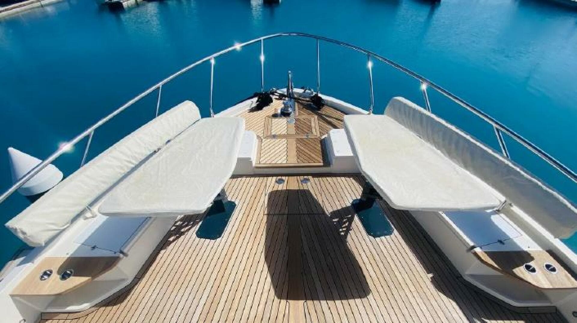 2020 Ferretti Yachts 670 — photo 15