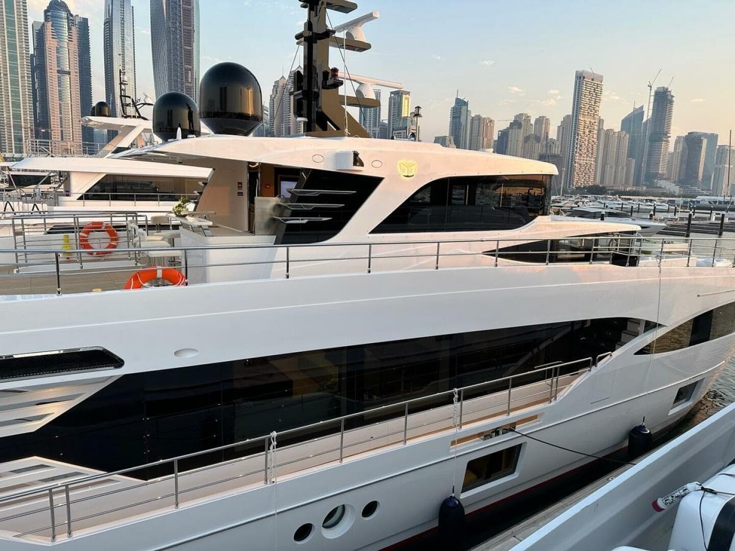 2024 Gulf Craft Majesty 100 — photo 7