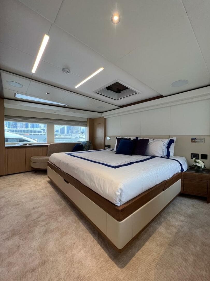 2024 Gulf Craft Majesty 100 — photo 16