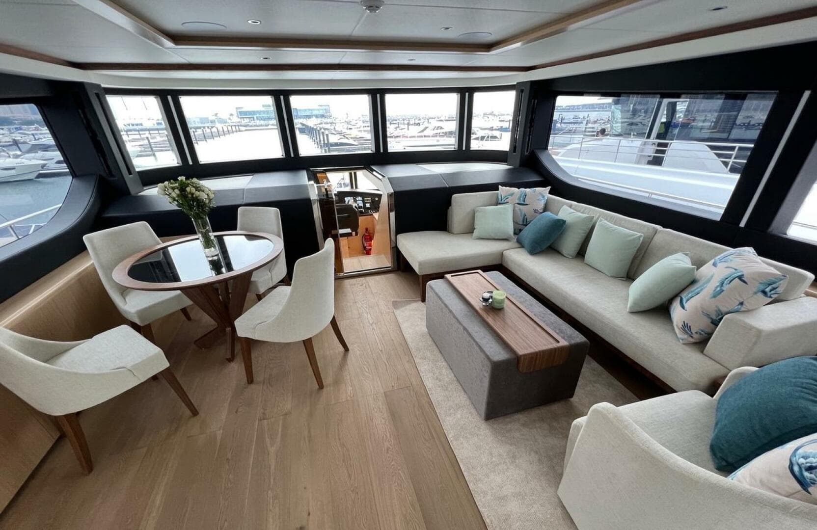 2024 Gulf Craft Majesty 100 — photo 10