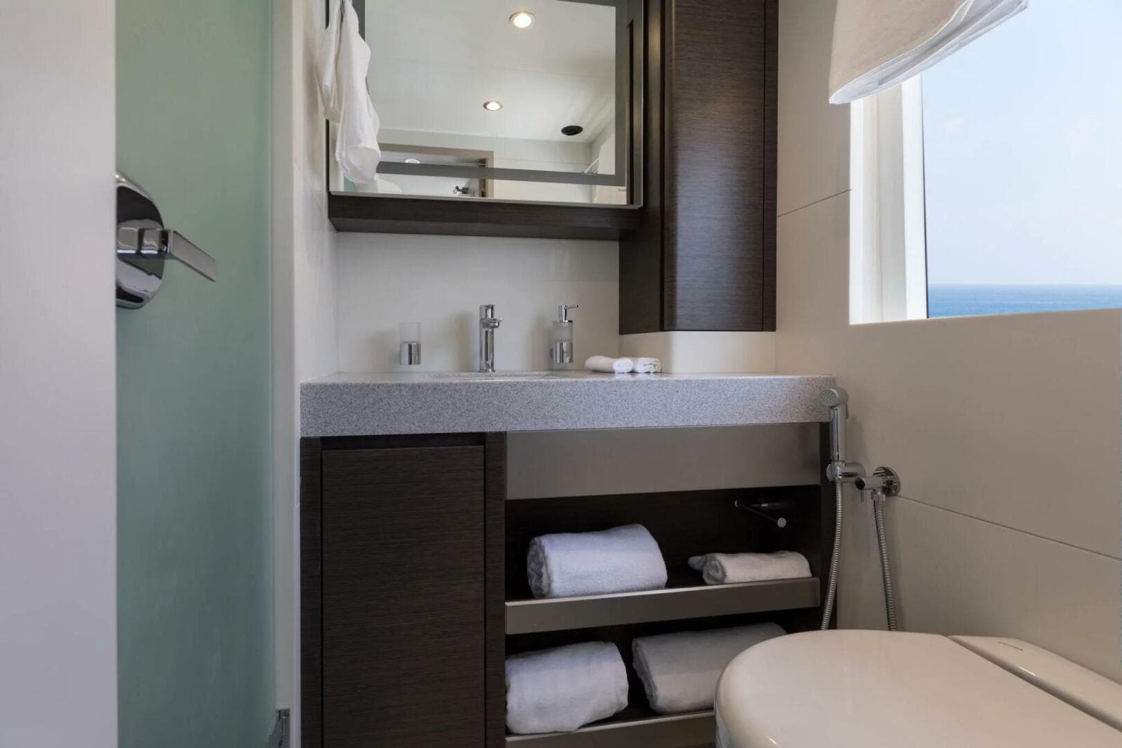 2022 Nomad 70 Suv — photo 9