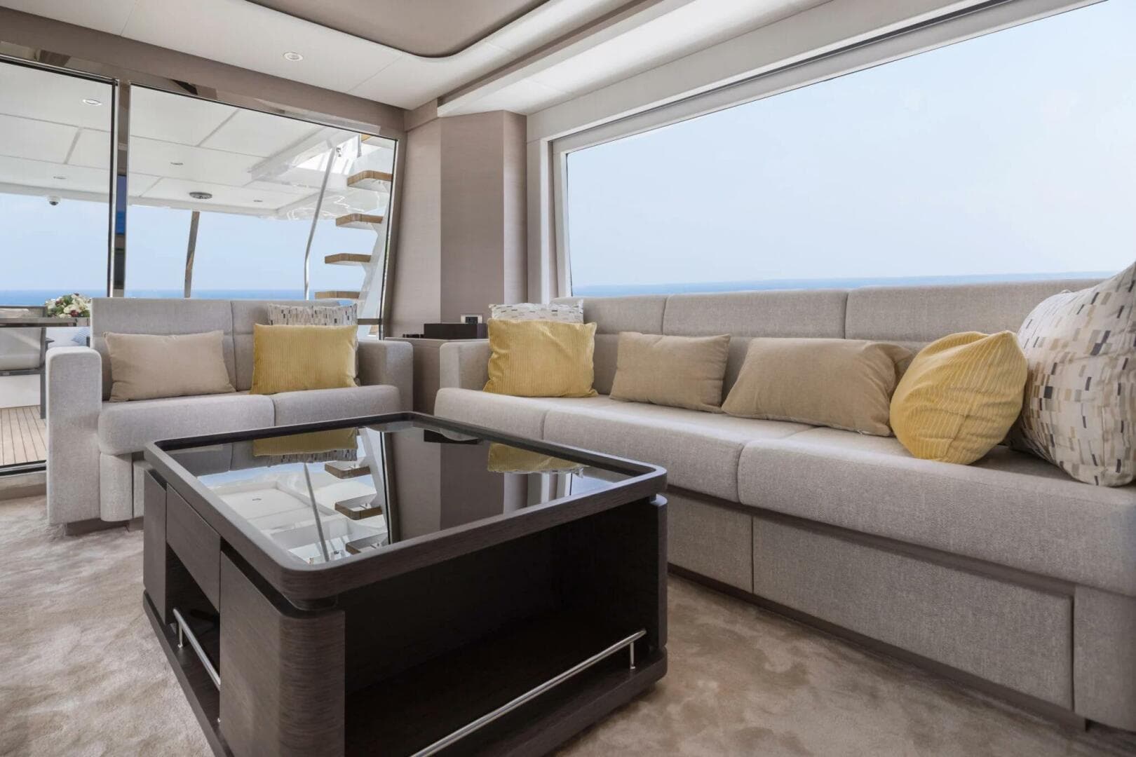 2022 Nomad 70 Suv — photo 16