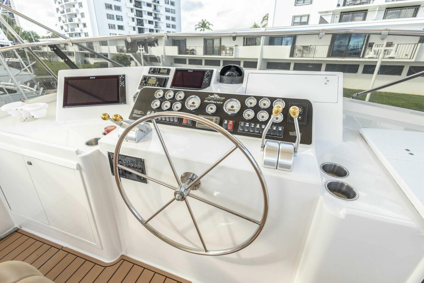 1989 Hatteras Cockpit — photo 39