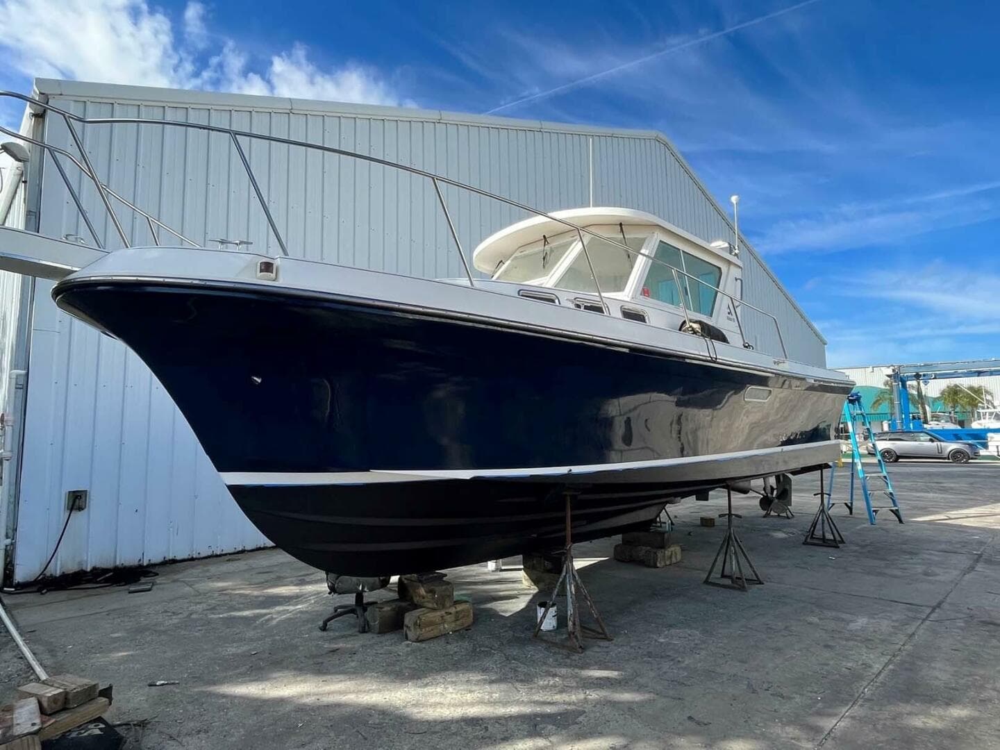 2005 Albin 31 Tournament Express — photo 23