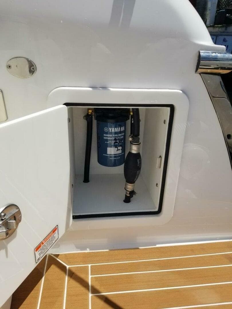 2021 Southport 33 DC — photo 29