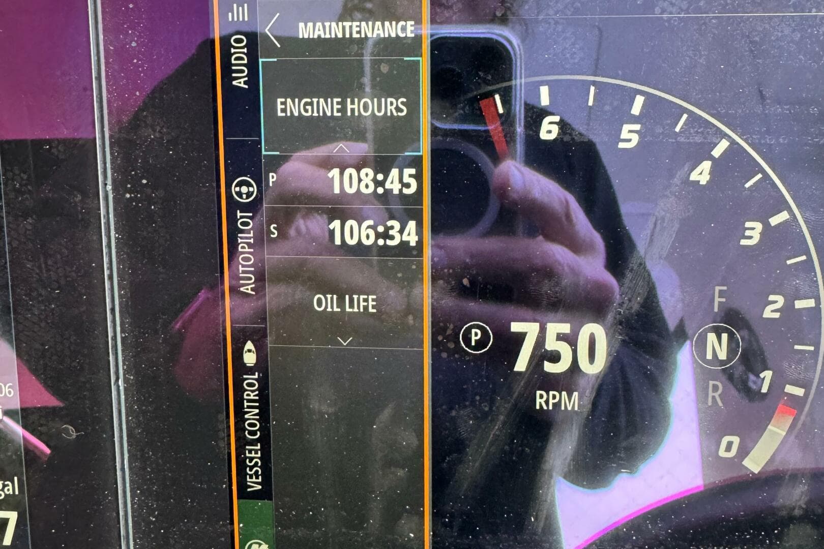 2021 Sea Ray 400 Slx OB — photo 8