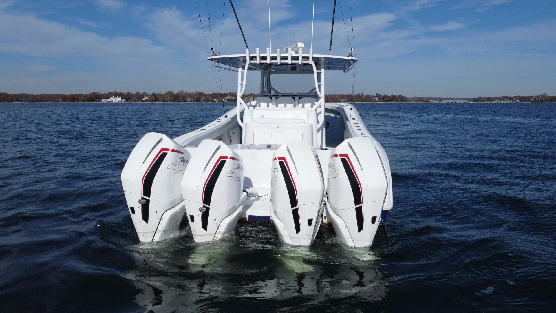 2023 Yellowfin 42 Offshore — photo 3