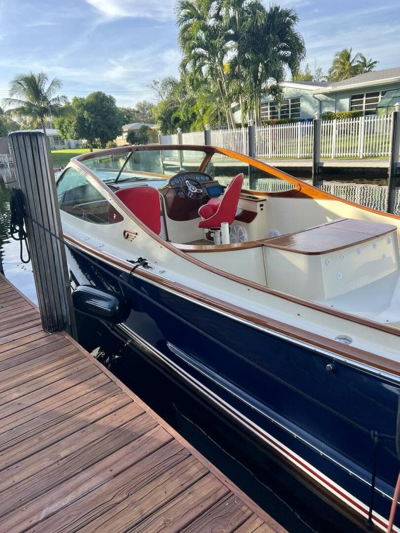 2004 Hinckley Talaria 29 R — photo 5