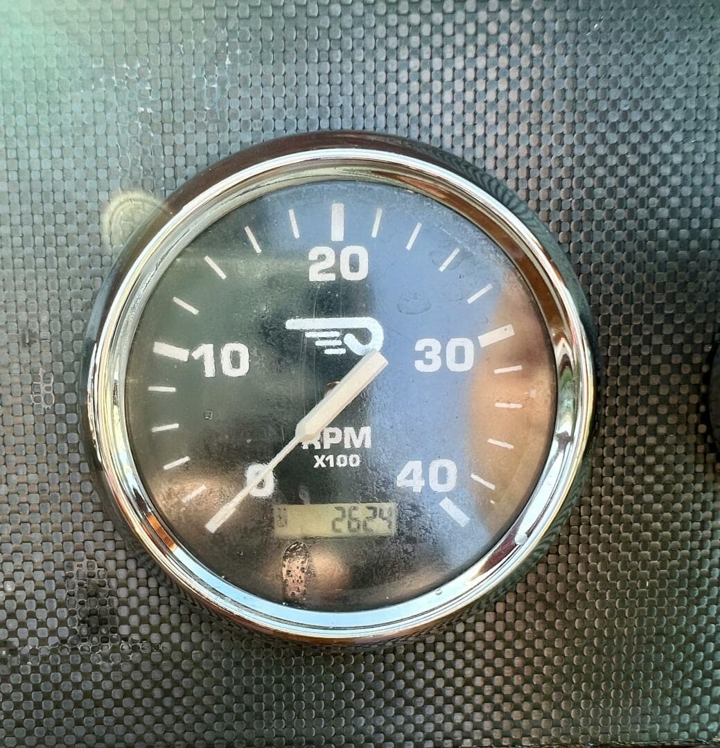 2004 Hinckley Talaria 29 R — photo 19