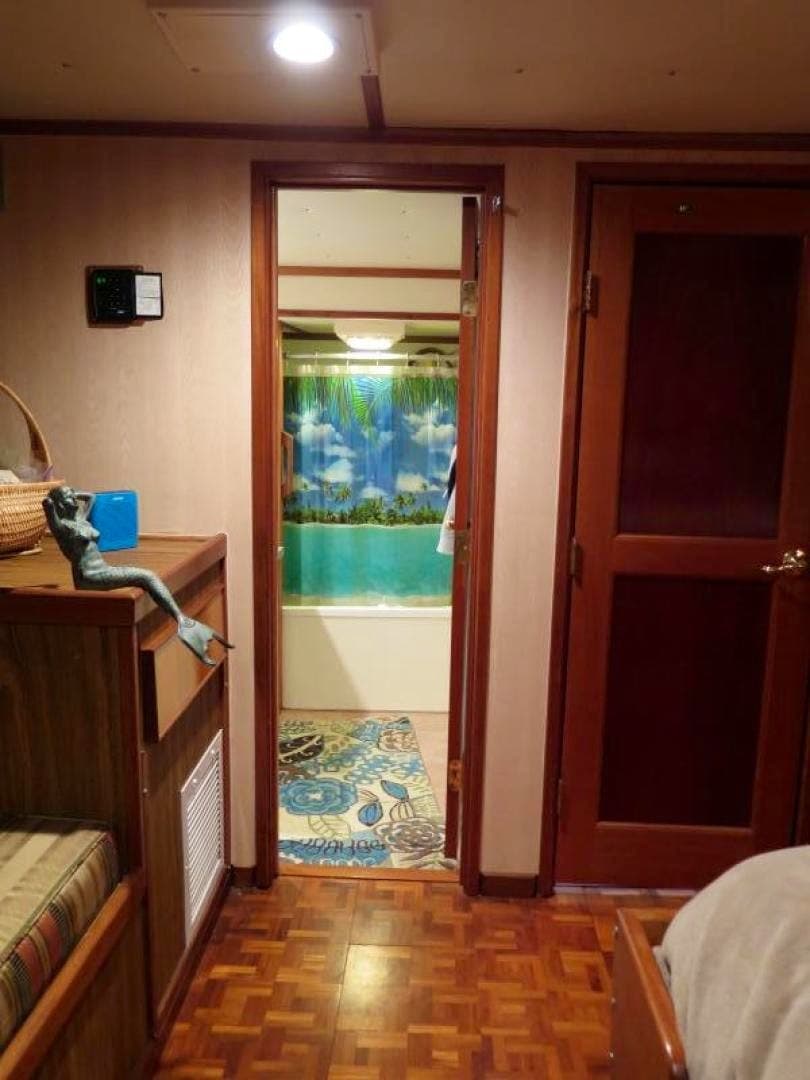 1998 Grafship Hodgdon Custom — photo 102