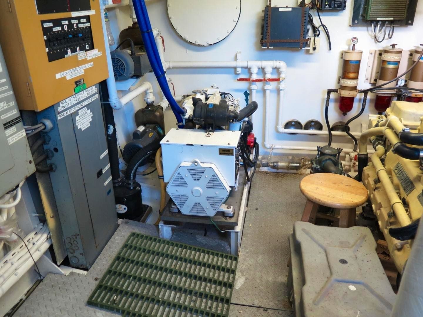 1998 Grafship Hodgdon Custom — photo 88