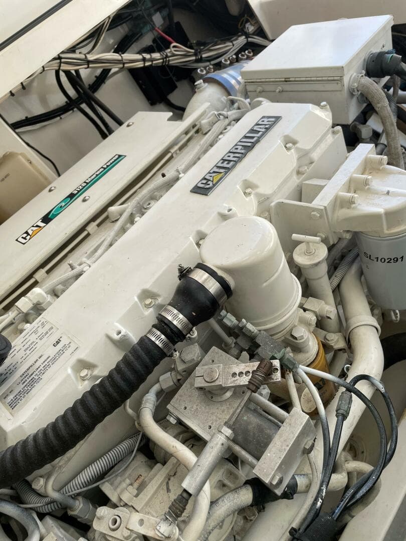 2001 Cabo Express — photo 30