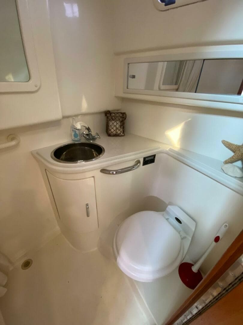 2001 Cabo Express — photo 27