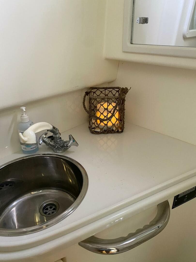 2001 Cabo Express — photo 28