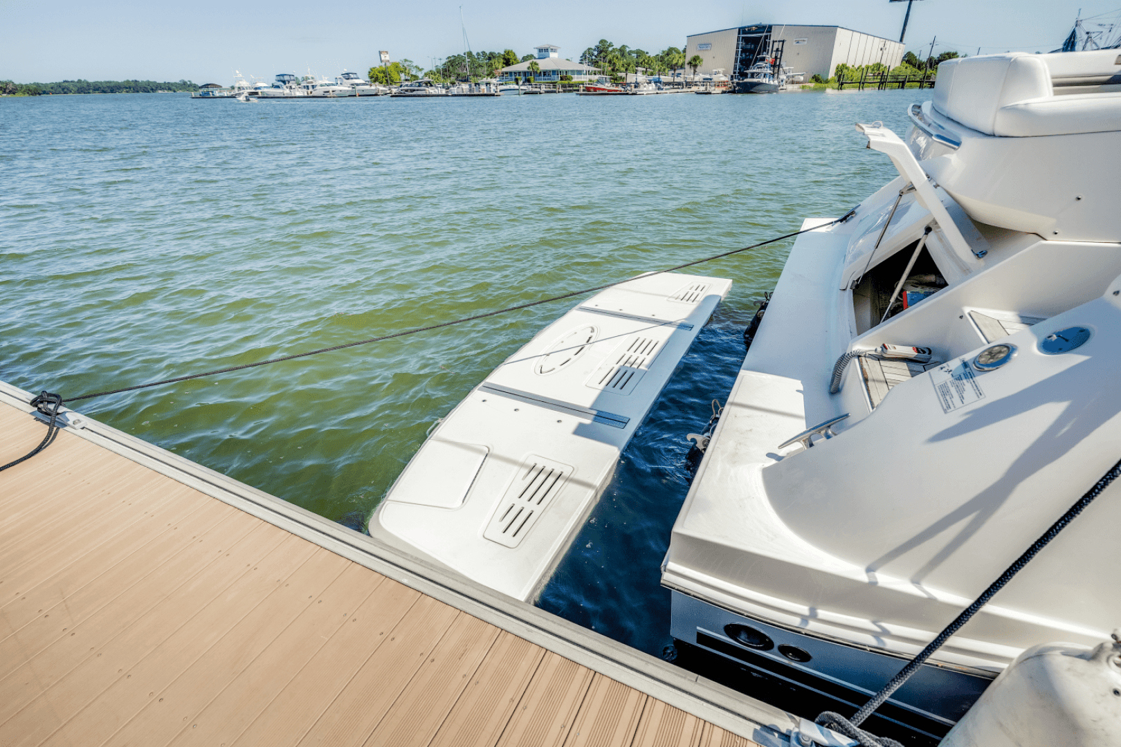 2013 Sea Ray 510 Sundancer — photo 82