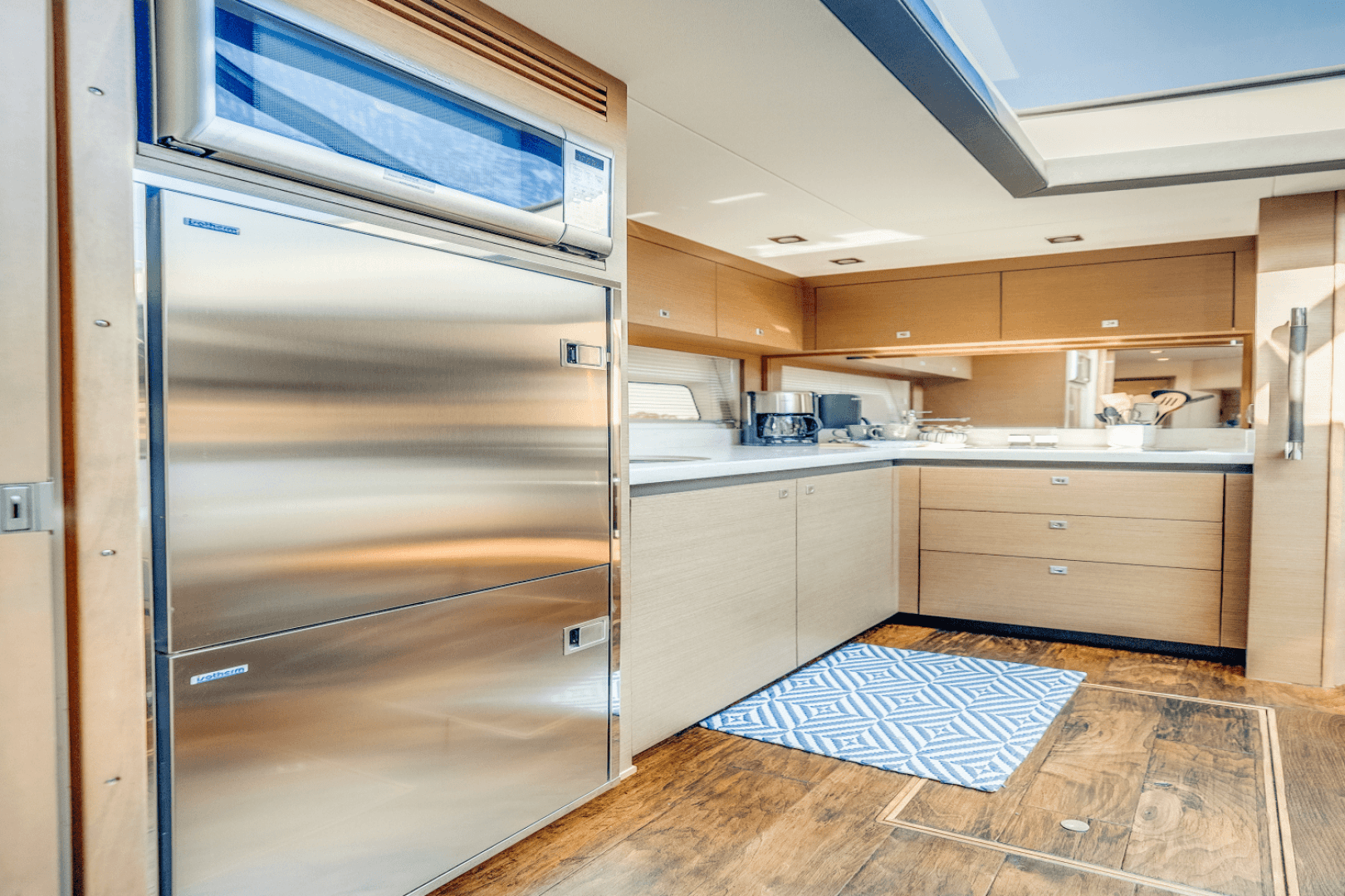 2013 Sea Ray 510 Sundancer — photo 44